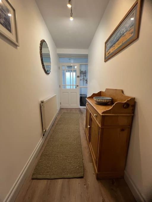 Self-Contained Ensuite Double Or Twin Bedroom In Pentir Bangor  Eksteriør bilde